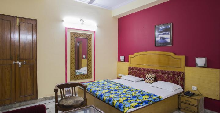 Hotel Chanakya